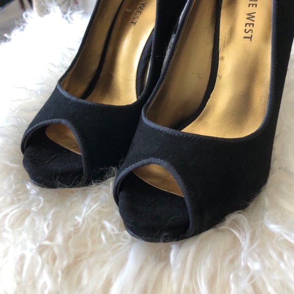 Nine West High Heels (4’5 inches) - Picture 8 of 8